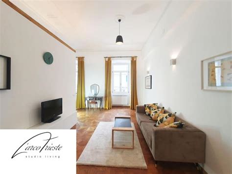 L'arco Trieste studio living 2, Trieste (updated prices 2024).